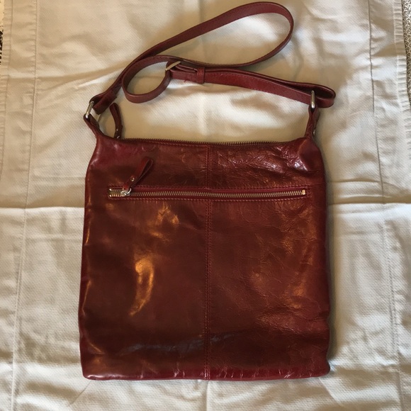 Danier leather crossbody bag - Picture 2 of 5